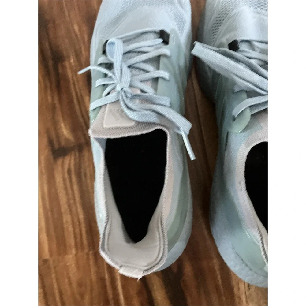 Adidas Men's ULTRABOOST 22 